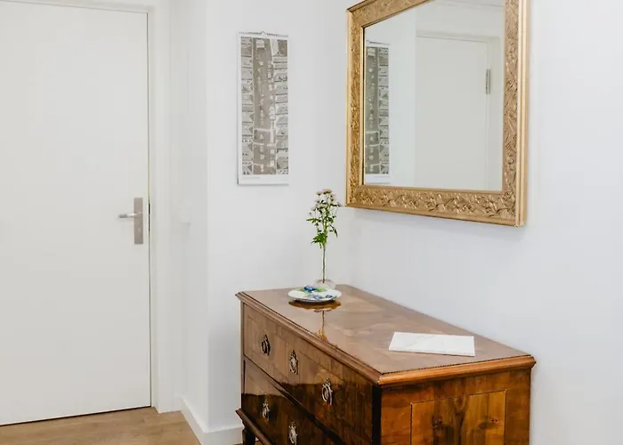 Inselapartment In Altstadtnaehe *